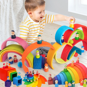 đồ chơi montessori cho bé 8 tuỏi
