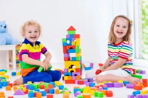 những đồ chơi phát triển trí tuệ cho trẻ